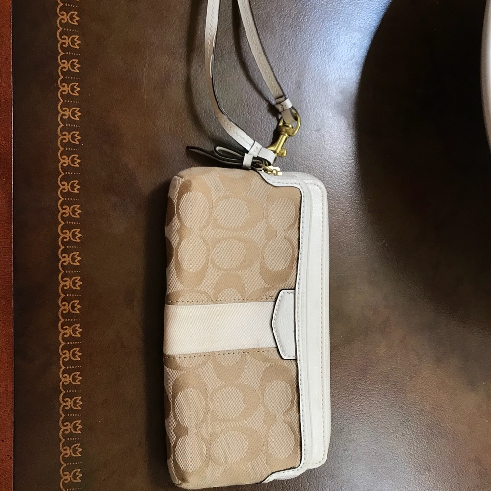 Coach wristlet